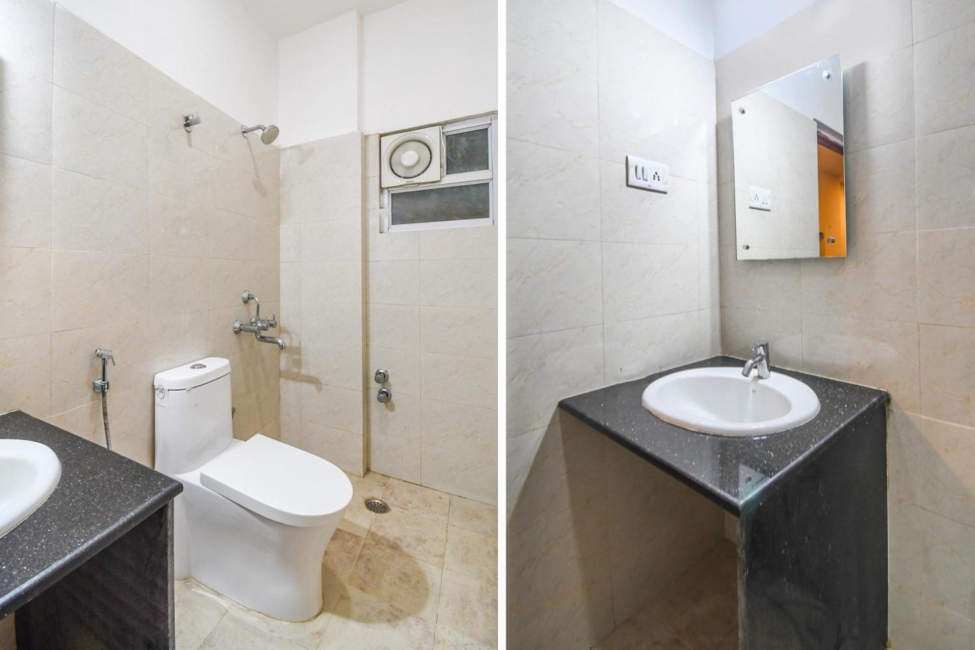 Super Townhouse Best Inn Khandagiri Bagian luar foto